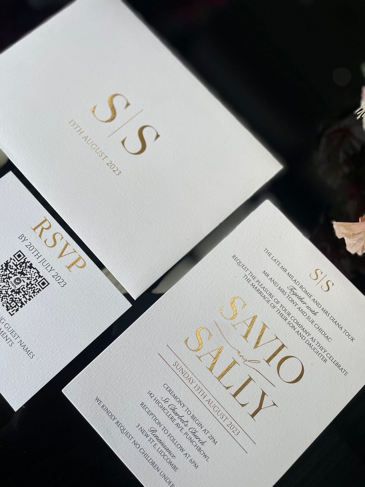 The signature Foil Suite